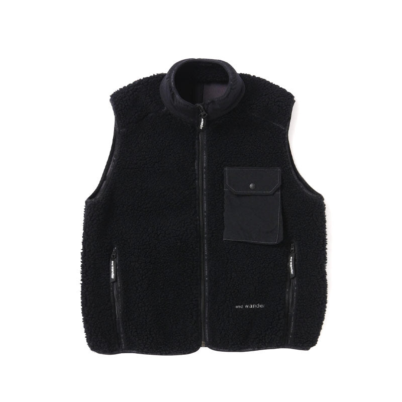 AND WANDER | Wool Boa Vest Black