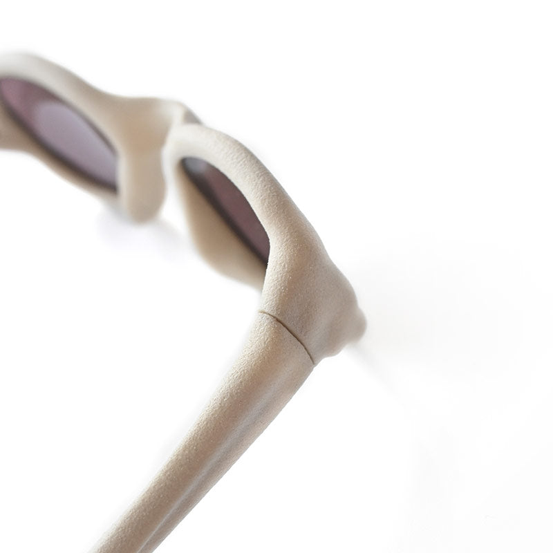 WEEKENDS x Abicsi x Rayon Vert – Wormholes Sunglasses Mistery Sand / Pyrope Red