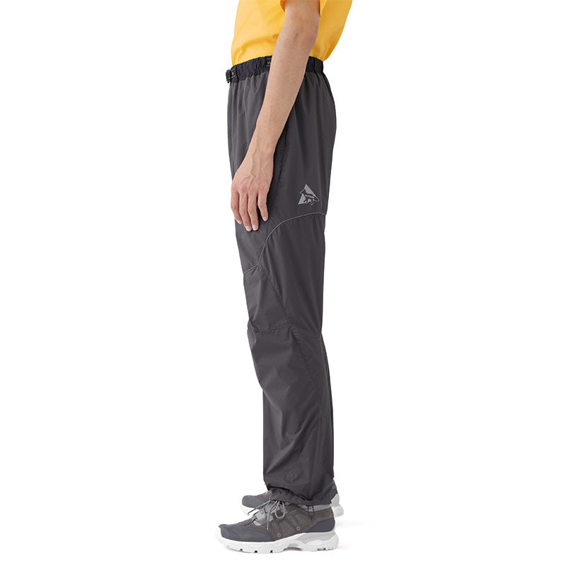 AND WANDER | AND WANDER x Maison Kitsune rUltra Light Weight Pants Charcoal