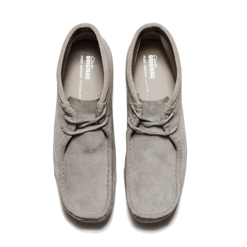 CLARKS | x Post Archive Faction Wallabee Boot Beige Suede