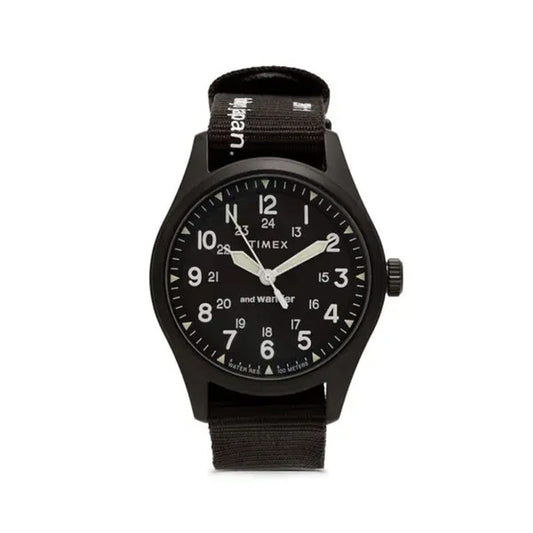 AND WANDER | Expedition North Field Post Solar Black