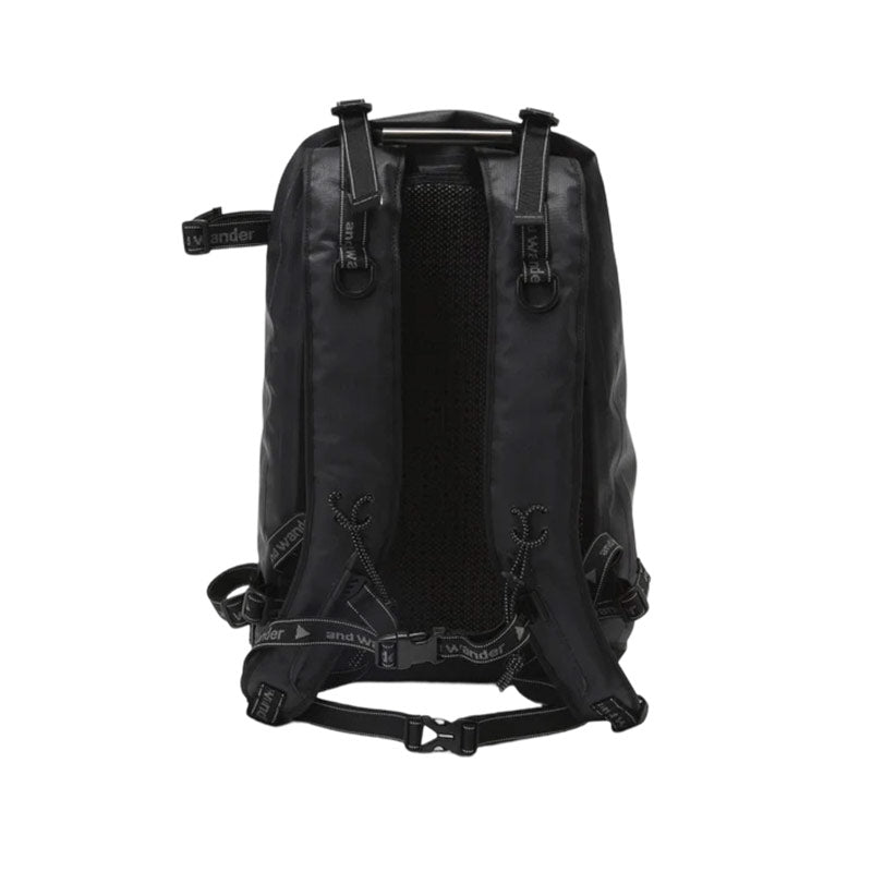 AND WANDER | Waterproof Daypack Black
