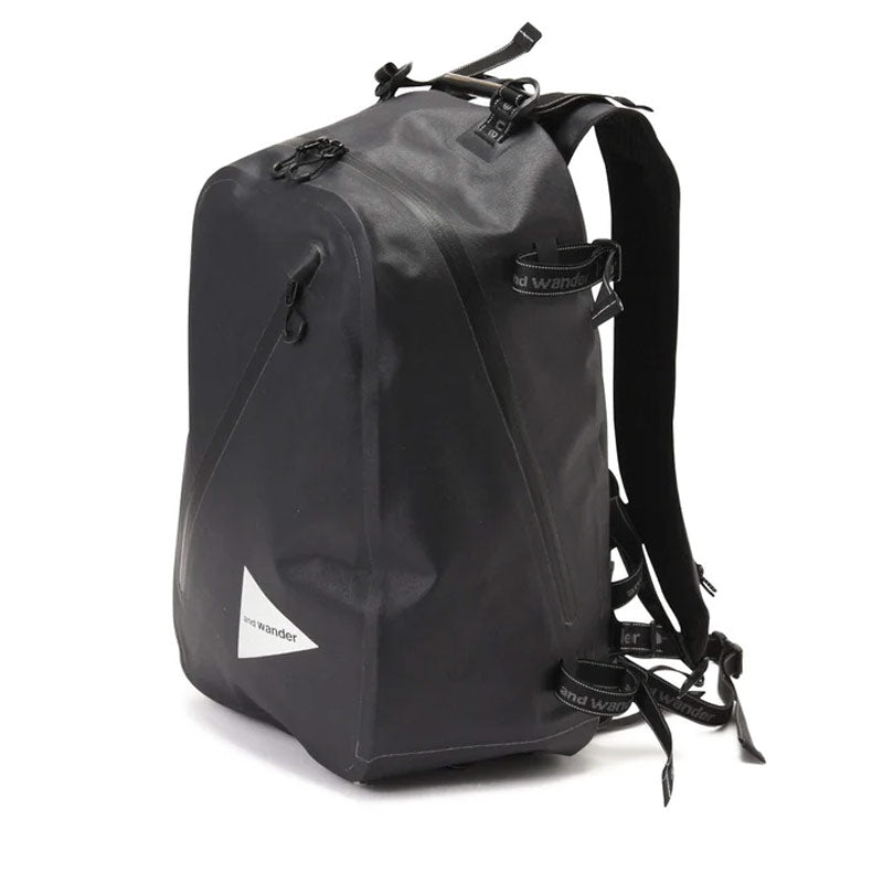 AND WANDER | Waterproof Daypack Black