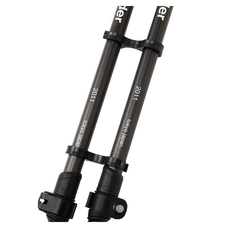 AND WANDER | Carbon Trekking Pole Black
