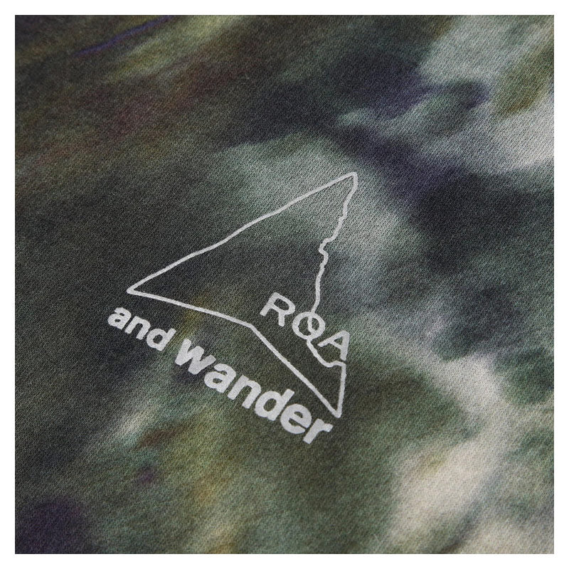 AND WANDER | x ROA Printed Houdie Tee Camo