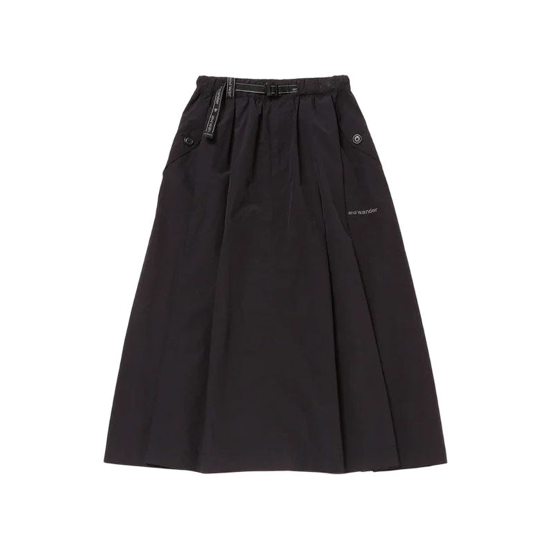 AND WANDER | Women's Oversized Cargo Skirt Black