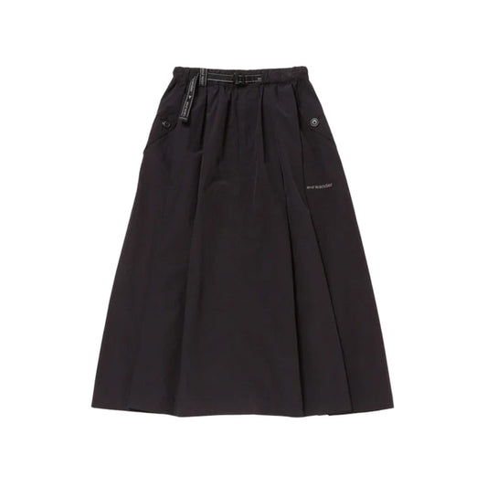AND WANDER | Women's Oversized Cargo Skirt Black