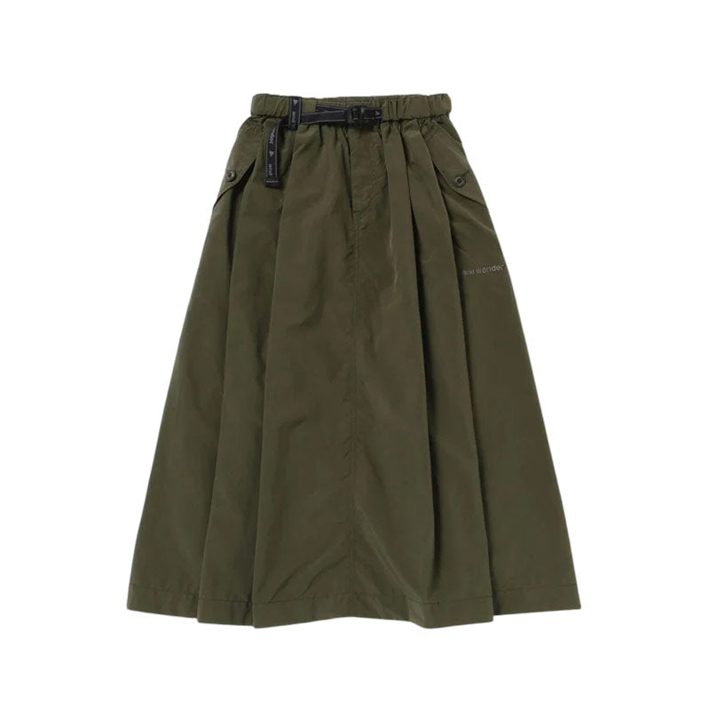 AND WANDER | Women's Oversized Cargo Skirt Khaki