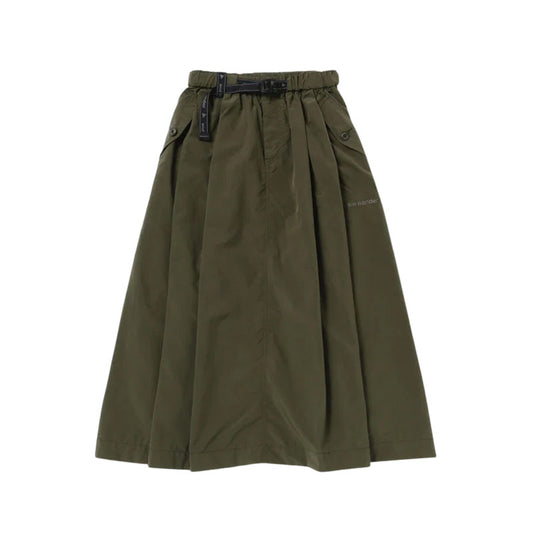 AND WANDER | Women's Oversized Cargo Skirt Khaki