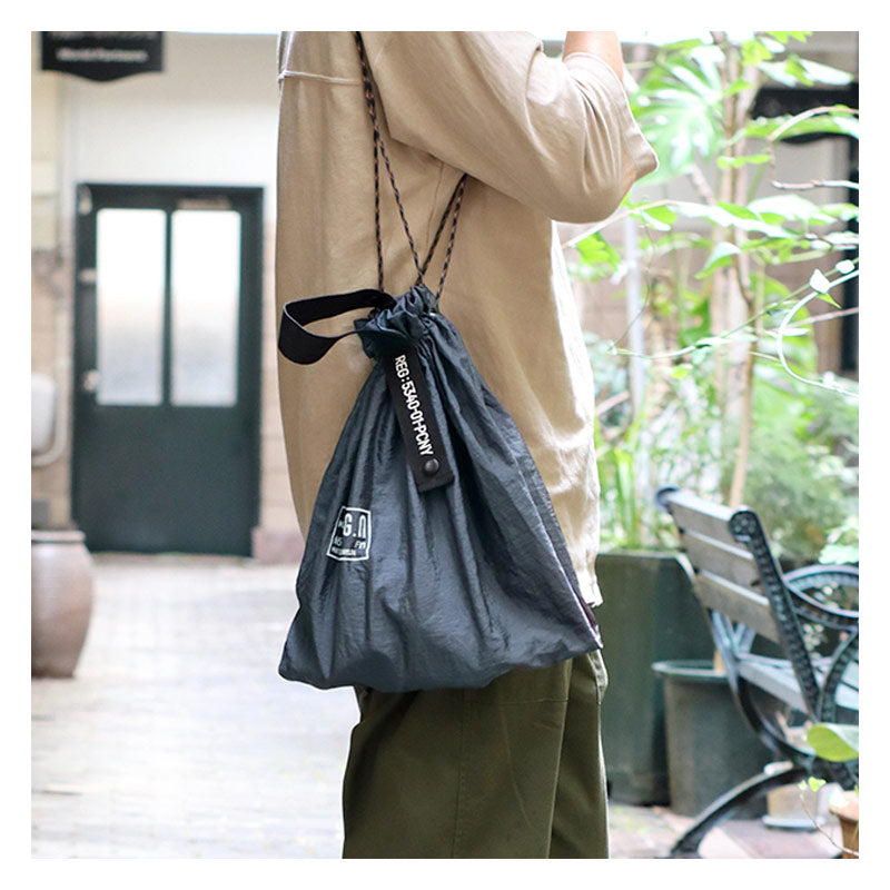 POST GENERAL | Packable Parachute Nylon Bag Black