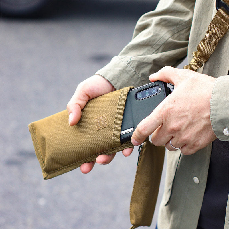 POST GENERAL | Sling Phone&Coin Pouch Coyote Beige