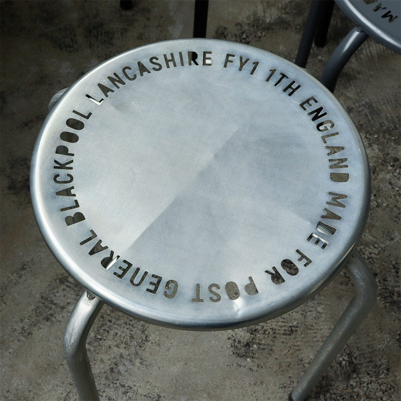 POST GENERAL | Stackable Metal Stool (4Lot) Zinc