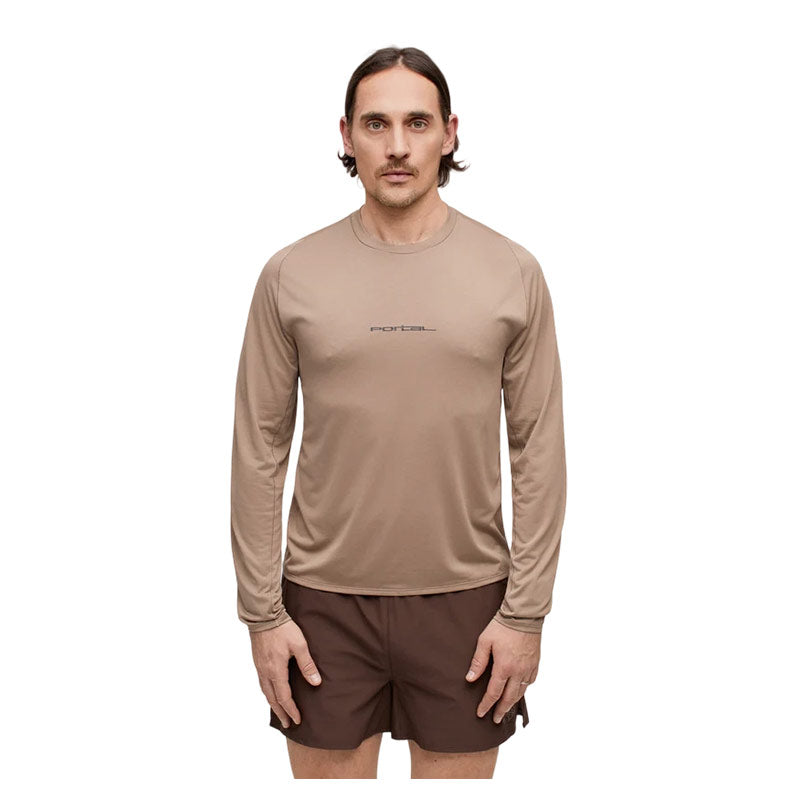 PORTAL | Lateral Peak LS Tee Desert Taupe