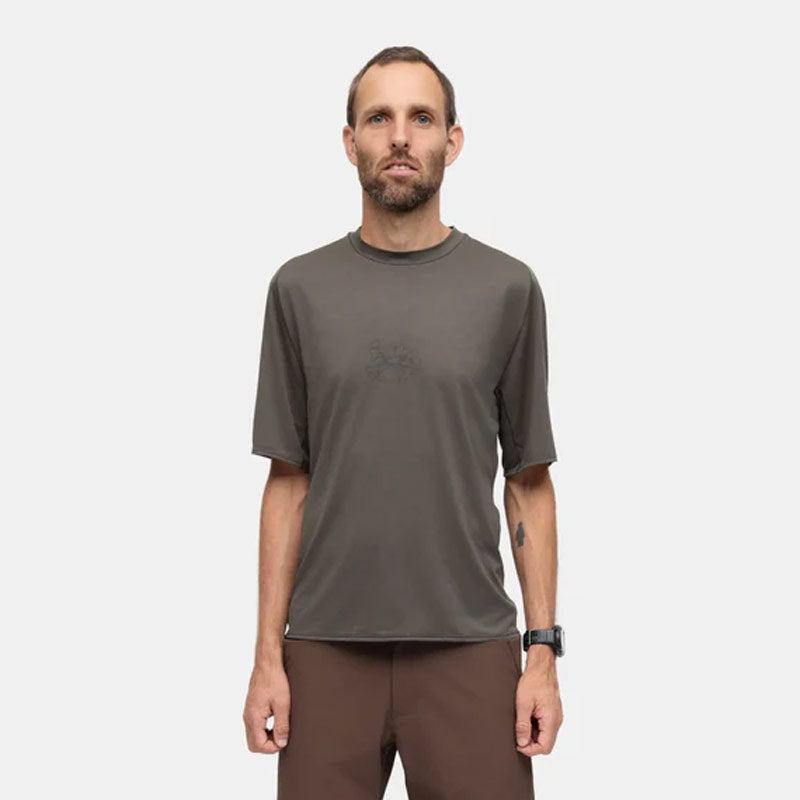 PORTAL | Lateral Peak Ss Tee Dark Olive
