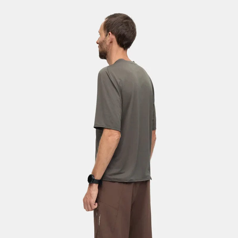 PORTAL | Lateral Peak Ss Tee Dark Olive