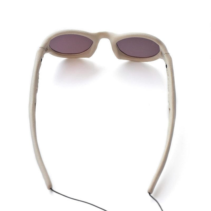 WEEKENDS x Abicsi x Rayon Vert – Wormholes Sunglasses Mistery Sand / Pyrope Red