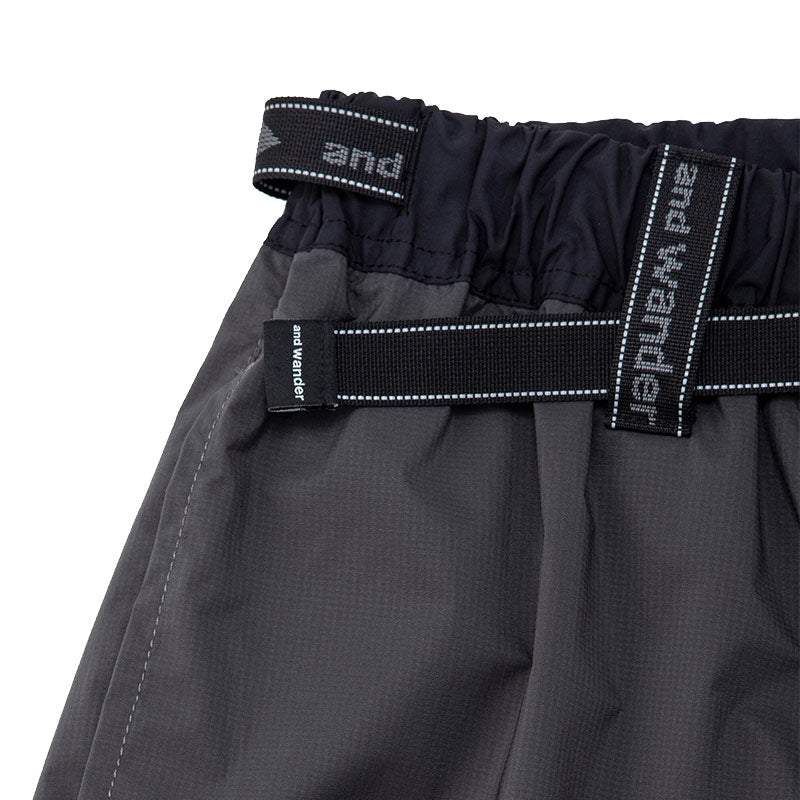 AND WANDER | AND WANDER x Maison Kitsune rUltra Light Weight Pants Charcoal